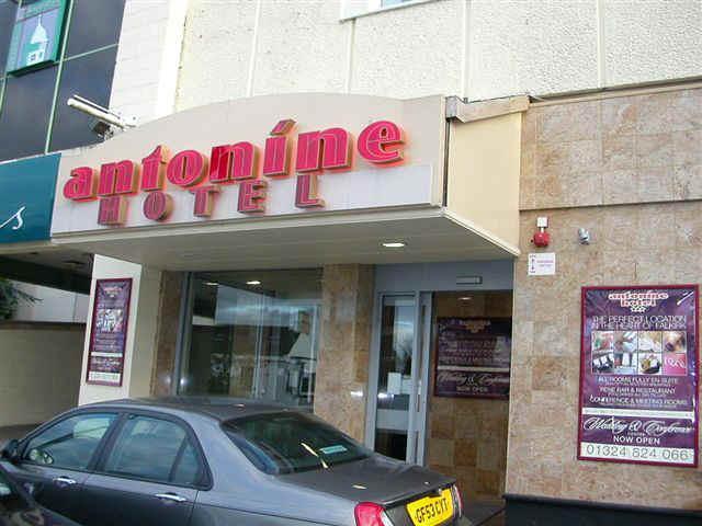 פלקירק Antonine Hotel מראה חיצוני תמונה